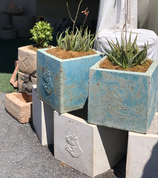 Gray Squirrel Cameo Planter - Aged Copper
