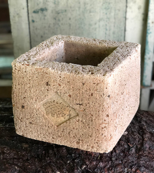 Echidna Square Trough