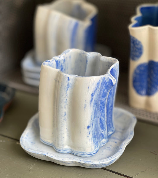 SMALL Marbled Quatrefoil Planter & Saucer / Blue & White