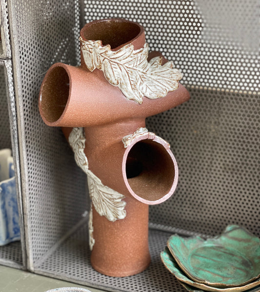 Acorns & Oak Leaves Vase / SEA SALT