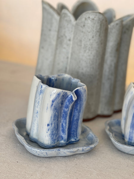 SMALL Marbled Quatrefoil Planter & Saucer / Blue & White